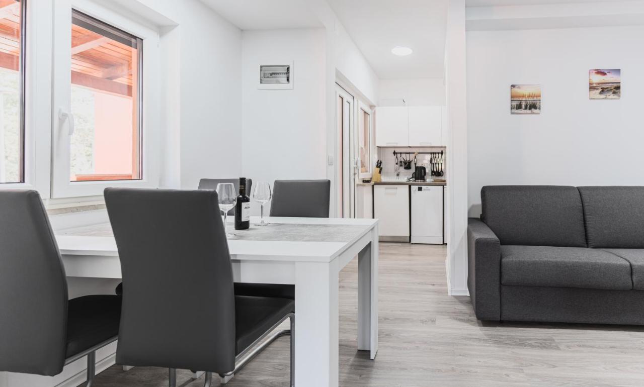 Apartments Marancin อูมัค ภายนอก รูปภาพ